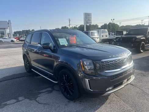 Used 2020 Kia Telluride SX w/ Towing Package FWD image 9