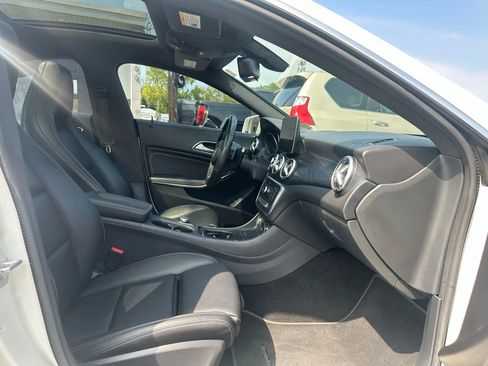 Used 2018 Mercedes-Benz CLA 250 4MATIC image 23