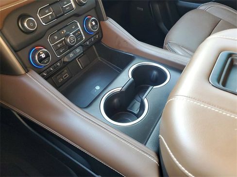 Used 2021 Chevrolet Tahoe High Country image 30