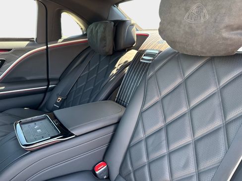 New 2026 Mercedes-Benz Maybach S 580 4MATIC image 12