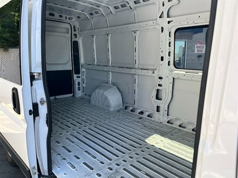 Used 2023 RAM ProMaster 3500 FWD image 11