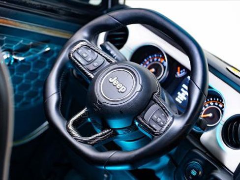 Used 1988 Jeep Grand Wagoneer image 42