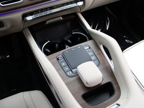 New 2025 Mercedes-Benz GLE 350 4MATIC image 18