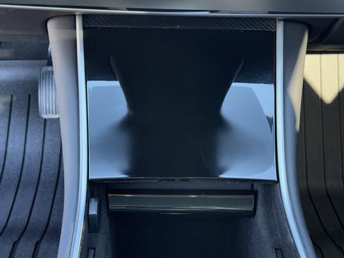 Used 2018 Tesla Model 3 Long Range image 19