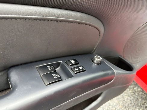 Used 2007 Nissan 350Z Touring w/ Cargo Convenience Pkg RWD image 13