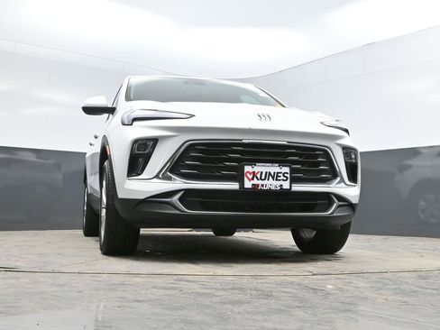 Used 2025 Buick Encore GX Preferred image 29