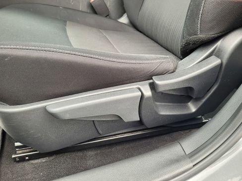Used 2024 Nissan Sentra SV FWD image 12