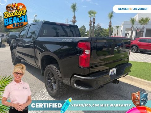 Used 2024 Chevrolet Silverado 1500 Custom Trail Boss w/ Midnight Edition AWD/4WD image 6