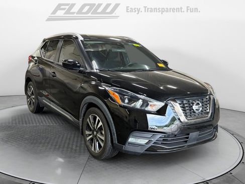 Used 2020 Nissan Kicks SR FWD image 1
