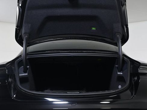 Certified 2022 Porsche Taycan 4S image 27