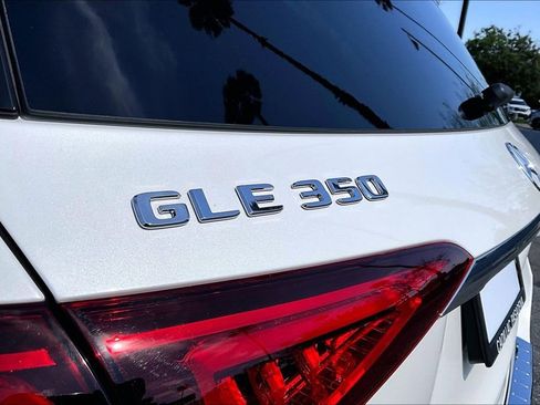 Used 2022 Mercedes-Benz GLE 350 w/ AMG Line Exterior image 31
