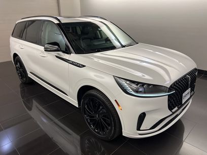 New 2025 Lincoln Aviator Reserve w/ Jet Appearance Package