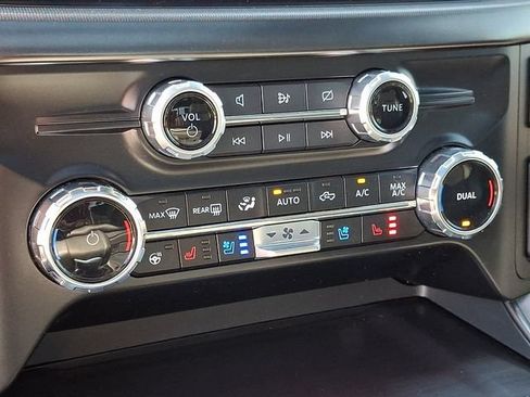 Used 2024 Ford F150 Lariat w/ Equipment Group 502A High AWD/4WD image 16