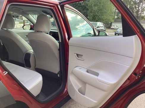 New 2026 Hyundai Kona SE image 13