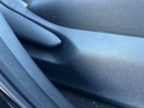 Used 2025 Toyota RAV4 LE image 23