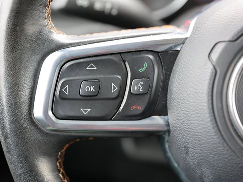 Used 2021 Jeep Wrangler Unlimited Sahara image 34