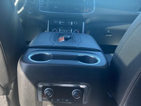 Used 2024 Chevrolet Suburban Z71 AWD/4WD image 18