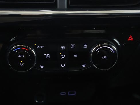 Used 2024 Chevrolet Trax RS image 23