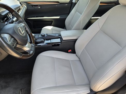 Used 2018 Lexus ES 350 w/ Premier Package FWD image 9