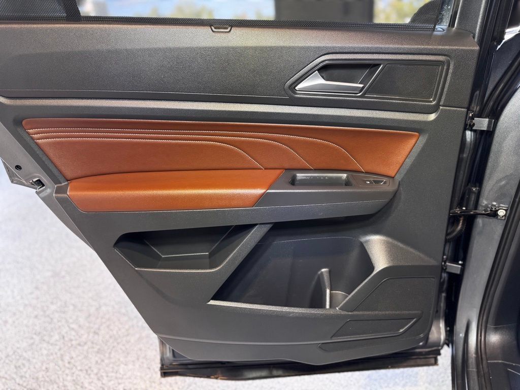 Used 2022 Volkswagen Atlas SE AWD/4WD image 34