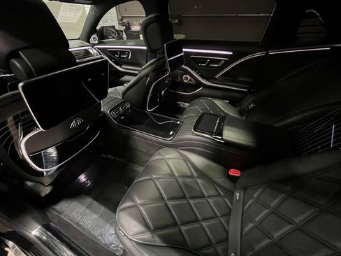 Used 2022 Mercedes-Benz Maybach S 580 Maybach S 580 w/ Manufaktur Leather Package image 37