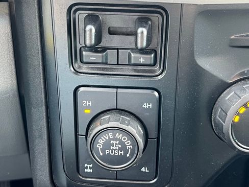 Used 2023 Ford F250 XLT w/ Tremor Off-Road Package image 31