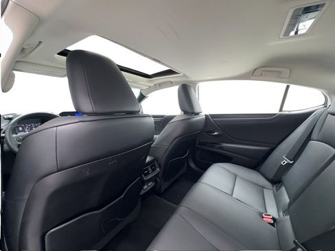Used 2023 Lexus ES 350 w/ Premium Package FWD image 25