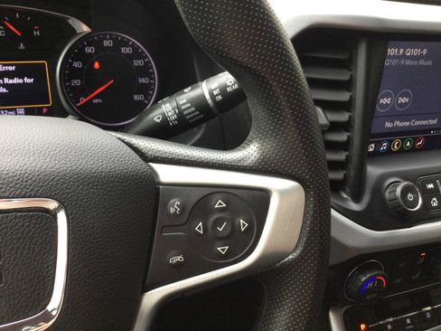 Used 2021 GMC Acadia SLE w/ Driver Convenience Package image 16