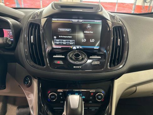 Used 2013 Ford C-MAX SEL image 20