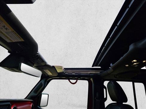 Used 2021 Jeep Wrangler Unlimited Rubicon image 16