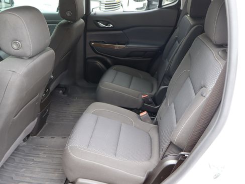 Certified 2023 GMC Acadia SLE w/ Driver Convenience Package image 31