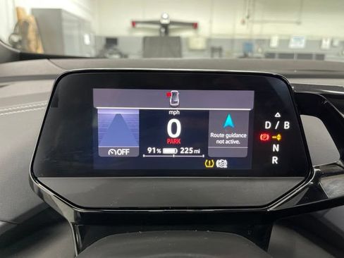 Certified 2023 Volkswagen ID.4 Pro S Plus AWD/4WD image 14