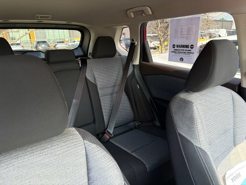 Used 2021 Nissan Rogue SV FWD image 31
