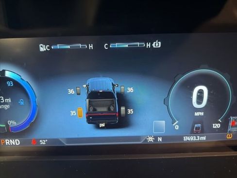 Used 2025 Ford F150 Lightning Lariat image 8