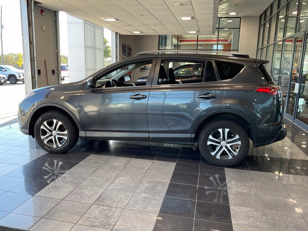 Used 2017 Toyota RAV4 LE w/ All Weather Liner Package AWD/4WD image 4