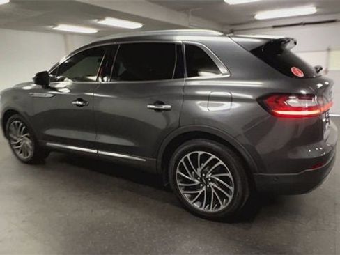 Used 2020 Lincoln Nautilus Reserve w/ Equipment Group 201A image 6