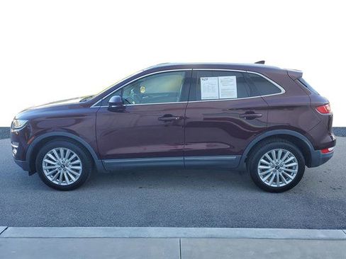 Used 2019 Lincoln MKC Premiere image 2