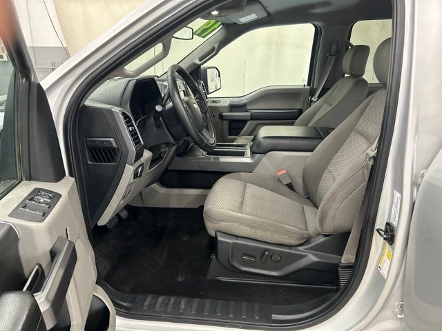 Used 2019 Ford F150 XLT w/ Equipment Group 302A Luxury AWD/4WD image 9