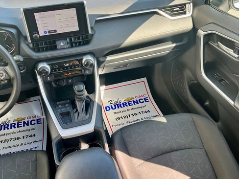 Used 2024 Toyota RAV4 XLE image 18