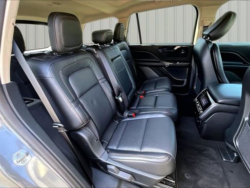 Used 2024 Lincoln Aviator Reserve RWD image 21