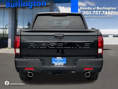 New 2026 Honda Ridgeline Sport image 3