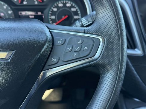 Used 2025 Chevrolet Malibu LT image 27