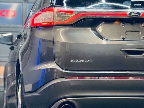 Used 2017 Ford Edge Titanium image 14