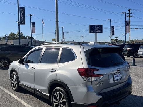 Used 2020 Subaru Forester Limited w/ Popular Package #3 image 5