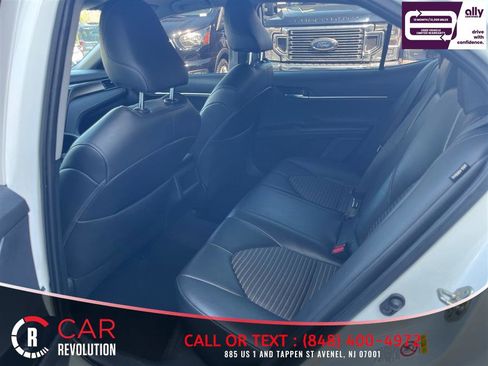 Used 2019 Toyota Camry SE FWD image 27