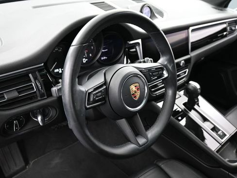Certified 2023 Porsche Macan Turbo image 16