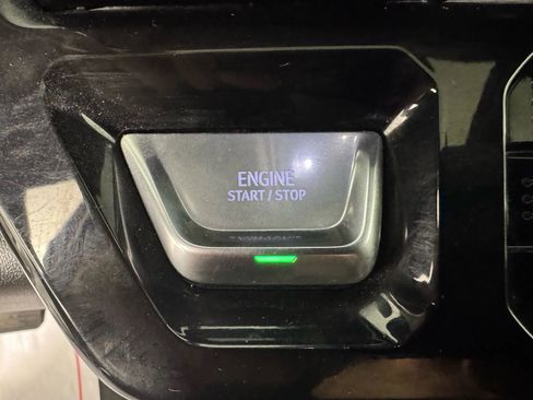 Used 2024 GMC Sierra 3500 AT4 w/ AT4 Premium Plus Package image 18