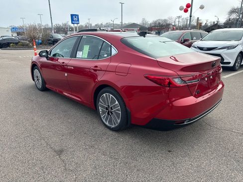 New 2026 Toyota Camry XLE AWD/4WD image 5