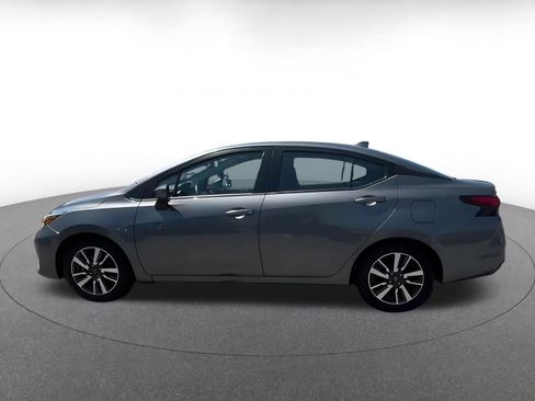 Used 2025 Nissan Versa SV FWD image 7