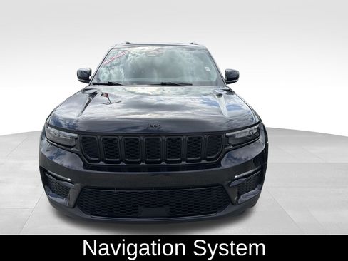 Used 2023 Jeep Grand Cherokee Limited w/ Black Appearance Package image 2